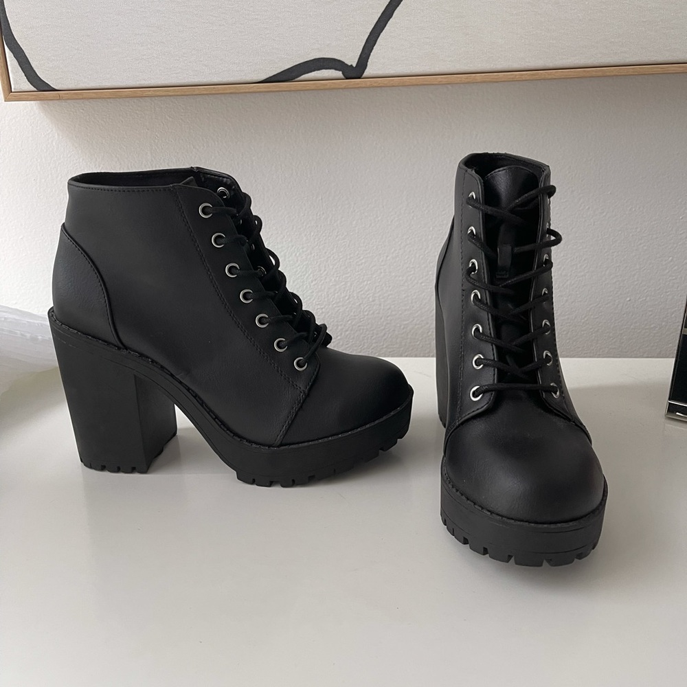 Divided H&M Black Lace-up Ankle Booties Brand New!